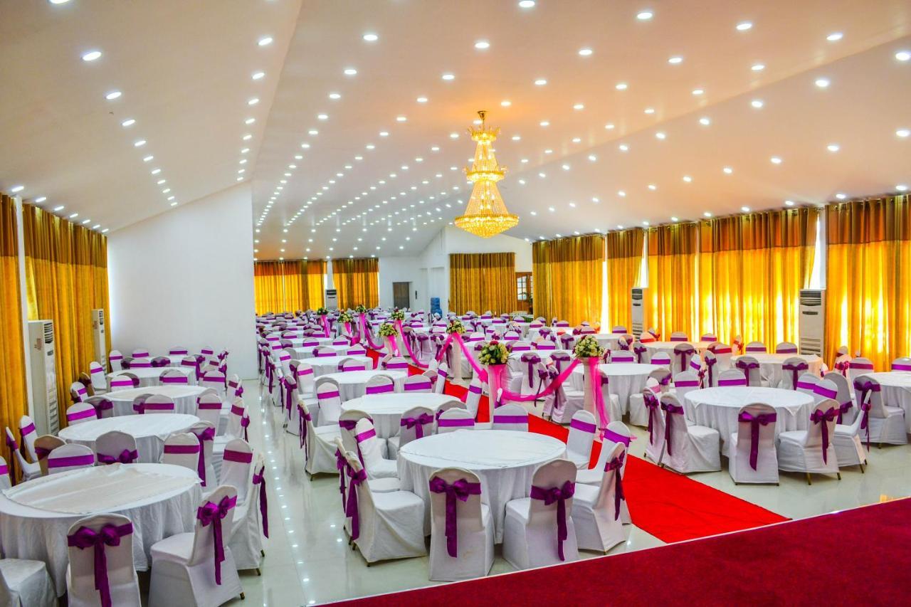 Green Grass Hotel & Restaurant Джафна Екстериор снимка